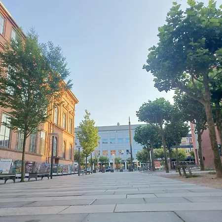Large Double In The Center Of Σπίτι διακοπών